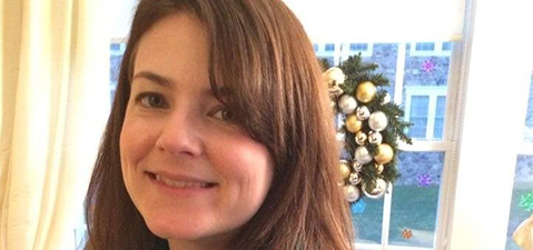 Faculty Spotlight: Dr. Amanda McClain Helps Rejuvenate Mac&nbsp;Lab